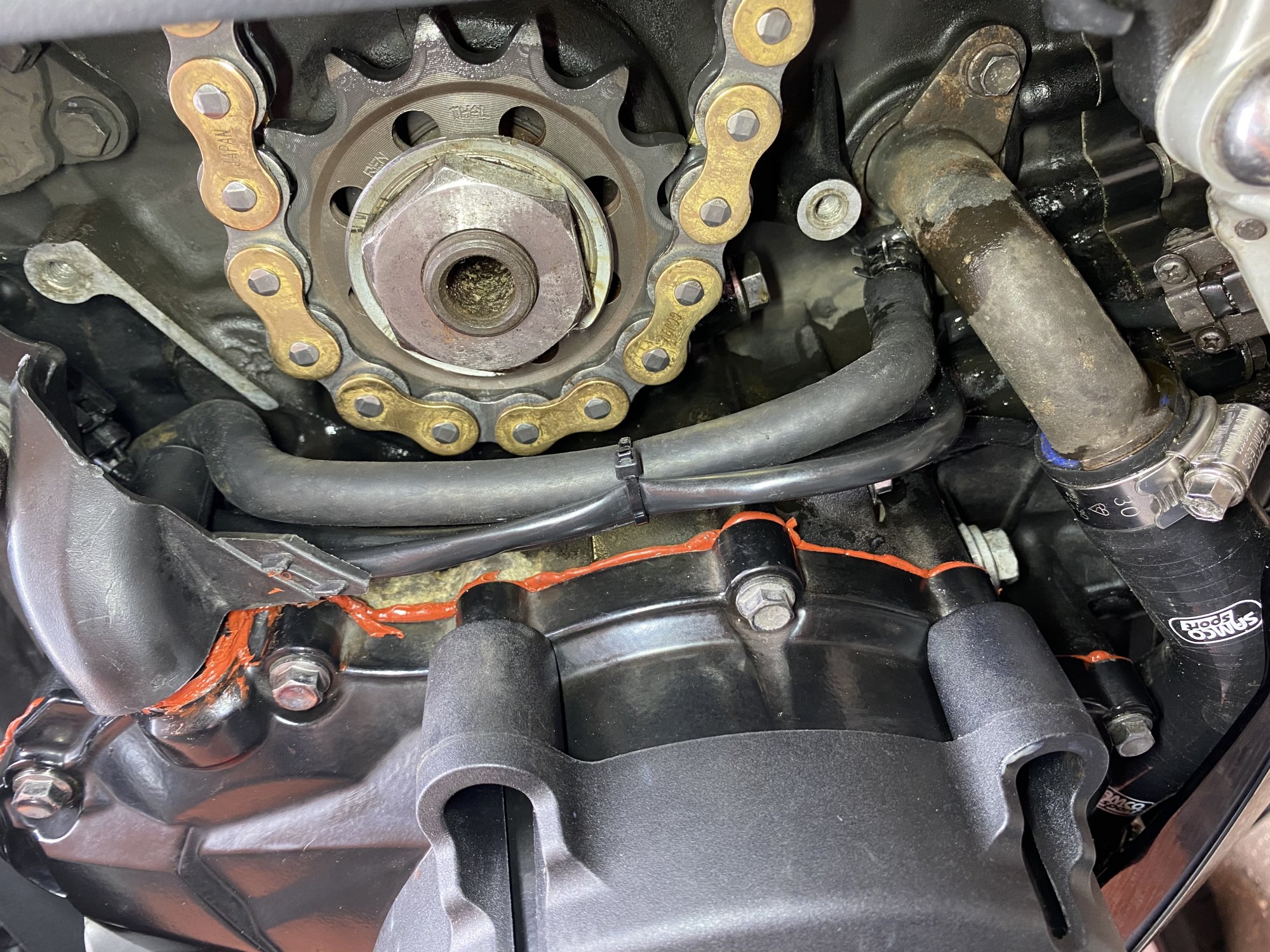 Stator cover oil leak 675.cc • Triumph 675 Forum
