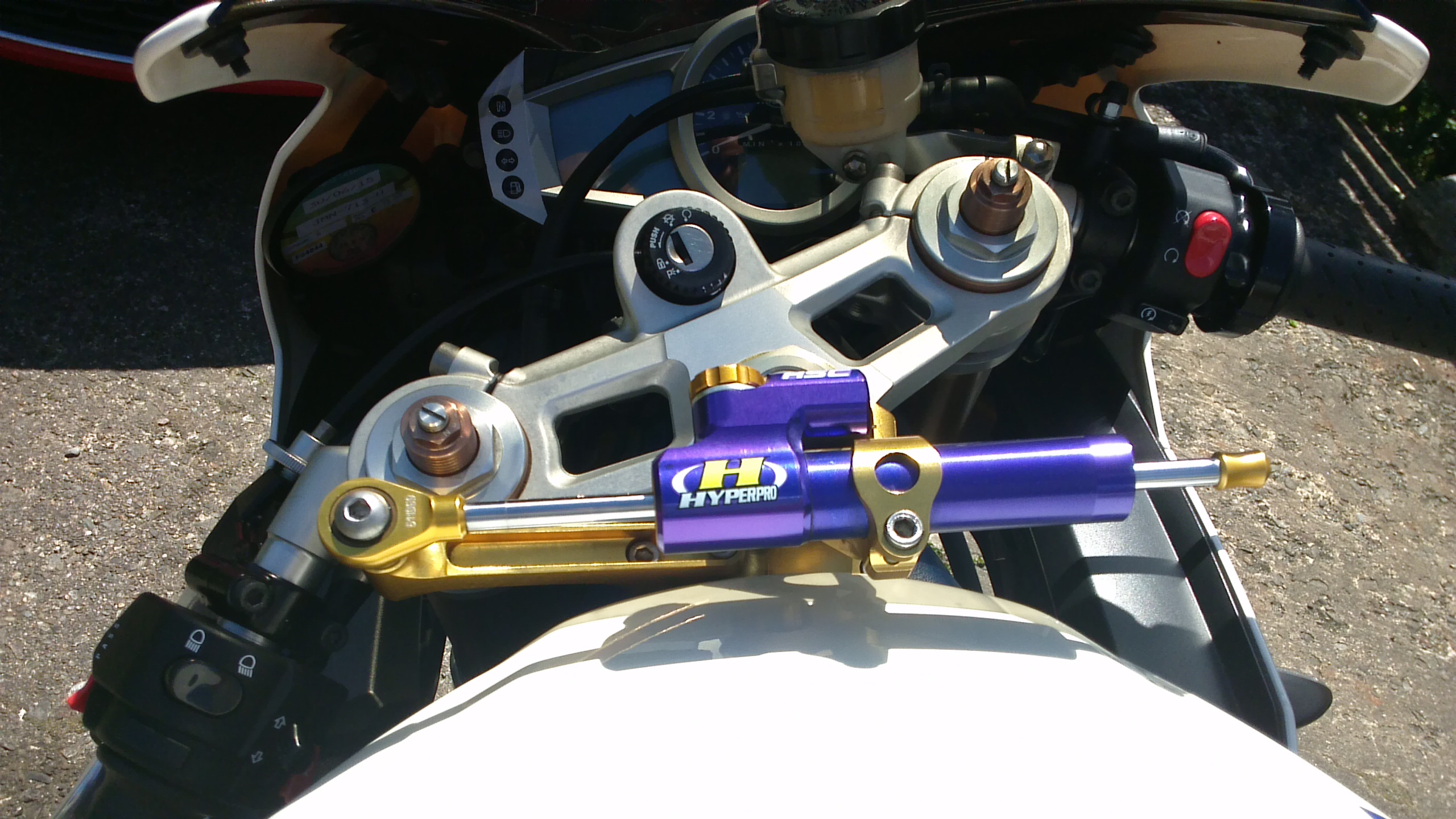 HyperPro steering damper and mounting kit for sale 675.cc • Triumph