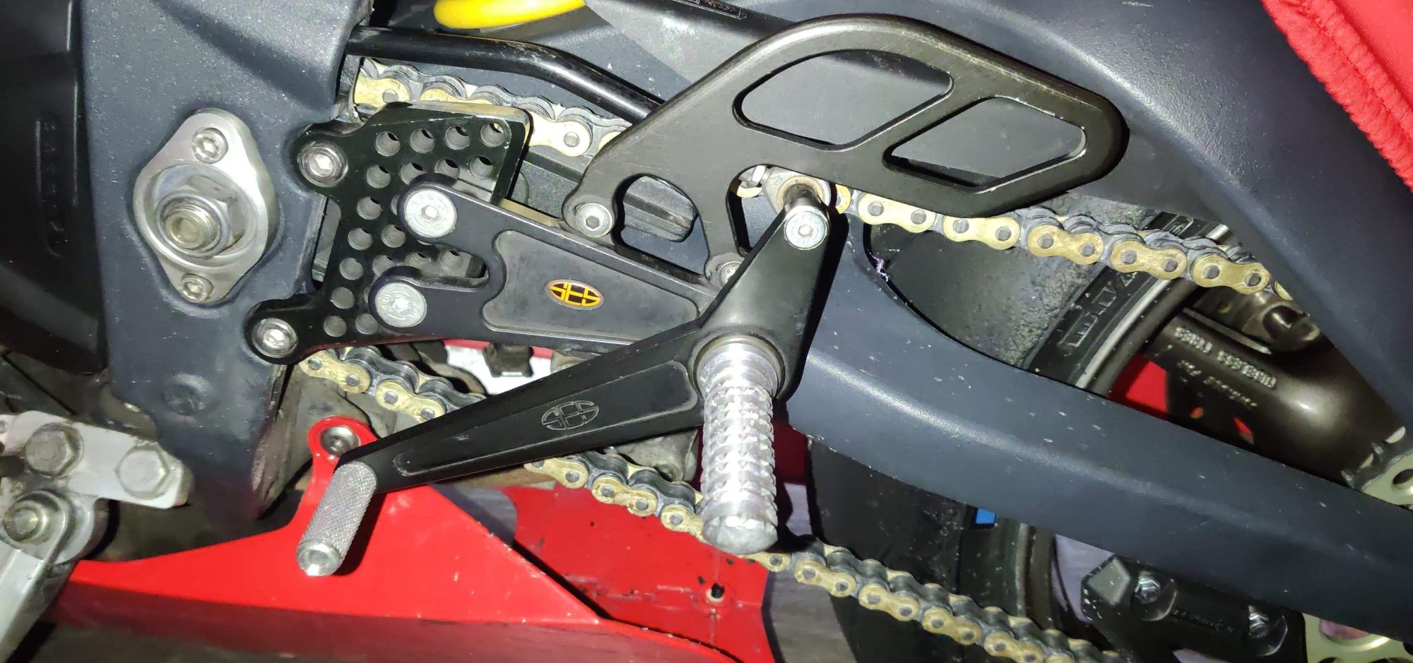 SES adjustable rearsets 675.cc • Triumph 675 Forum